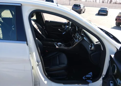 2016 Mercedes-Benz C 300 Luxury from USA, damaged, VIN 55SWF4JB0GU105504